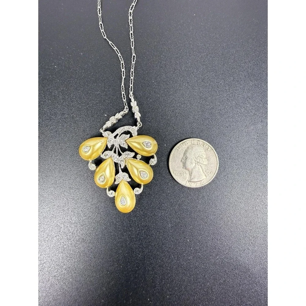 1930'S Crown Trifari rhodium necklace faux pearl floral pendant SIGNED read !
